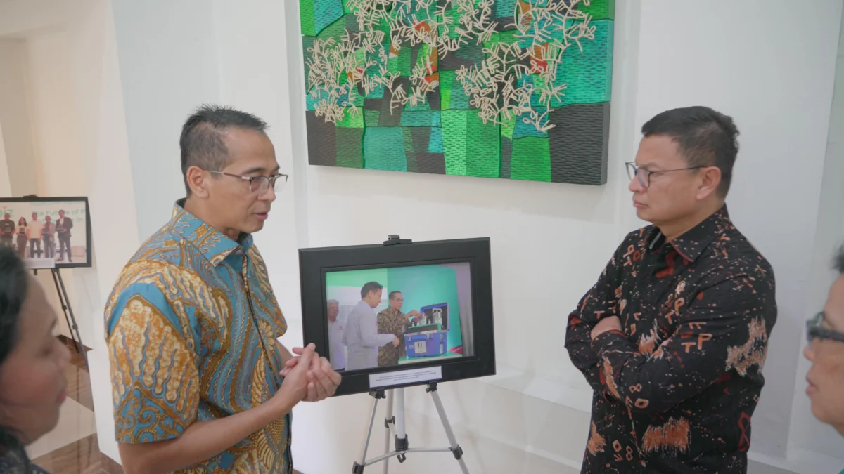 BPOM – Bio Farma Jaga Sinergitas Pengawasan dan Riset Kepala BPOM dr Taruna Ikrar, M.Biomed dan Direktur Utama Bio Farma, Shadiq Akasya saat bertemu untuk membahas bersinergi kedua BUMN tersebut. (ist)