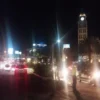 Situasi Simpang Gadog ketika rekayasa arus lalu lintas kembali diberlakukan dua arah, pada Senin (27/1) malam. Foto : Regi