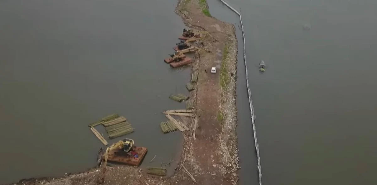 Tanggul Laut Muncul di Bekasi, Ternyata ini Tujuannya