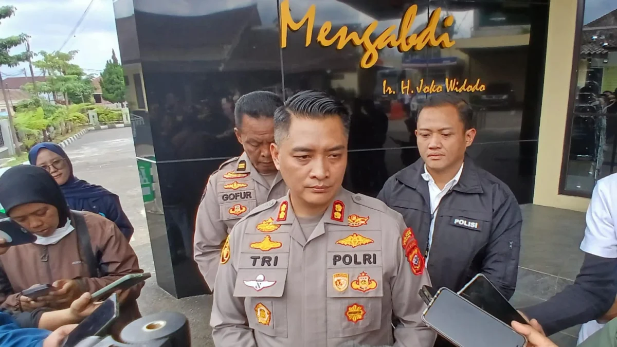 Kapolres Cimahi, AKBP Tri Suhartanto Ungkap Temuan Mayat Seorang Pria Masih Dalam Penyelidikan (mong)