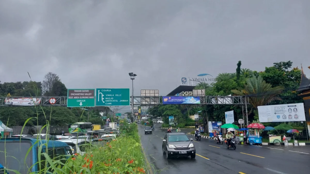 Situasi normal dua arah di simpang gadog, Selasa (28/1).