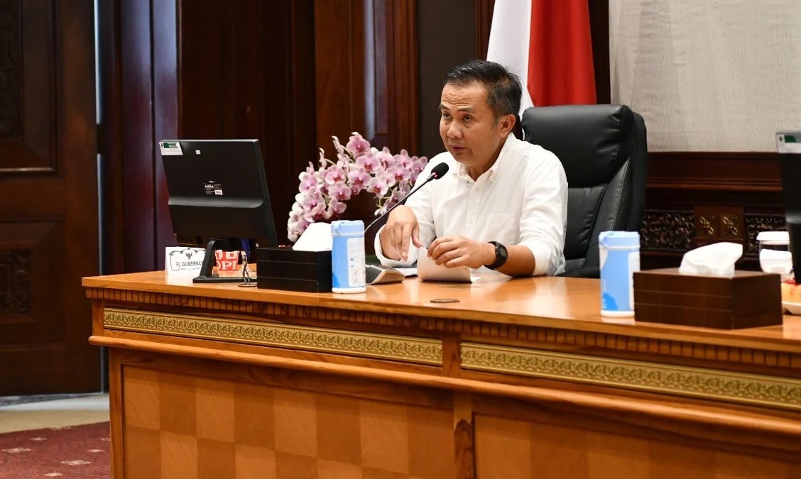 Stunting di Jawa Barat Terus Menurun di Bawah 20 Persen Penjabat (Pj) Gubernur Jawa Barat ( Jabar ) Bey Triadi Machmudin menyebutkan mengenai progres penanganan stunting yang sudah mulai menurun.