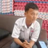 Muhammad Nur Huda (19) Rela Nyambi Sebagai Drivel Ojek Online Demi Bantu Ekonomi Keluarga (mong)