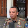 Kepala Satpol PP Kota Bandung, Rasdian (Sadam Husen / Jabar Ekspres)