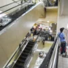 Suasana terkini lapak pedagang di Pasar Baru Trade Center, Kota Bandung. : Dimas Rachmatsyah / Jabar Ekspres
