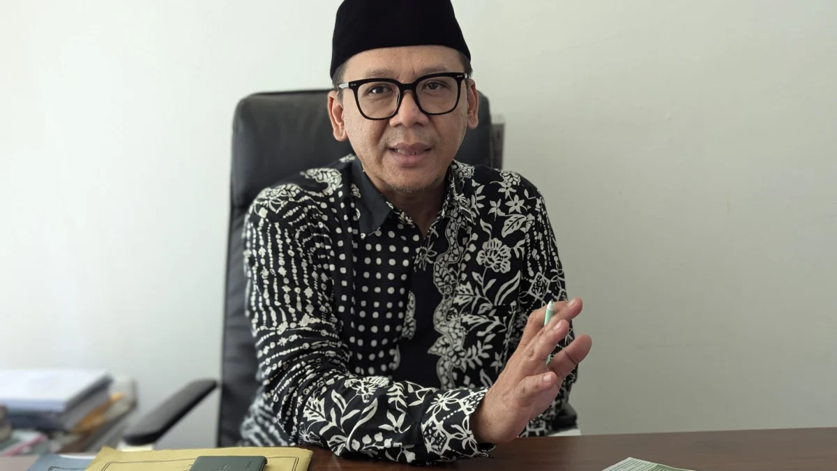 Kepala Kantor Kemenag Kota Banjar H Ahmad Fikri Firdaus SE MM, saat diwawancara, Kamis 23 Januari 2025. (Cecep Herdi/Jabar Ekspres)