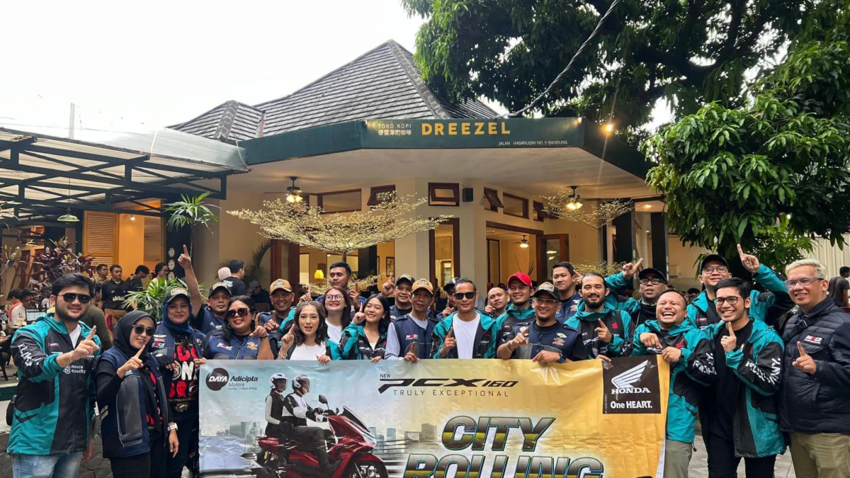 Komunitas Honda PCX Bandung Gelar Community Gathering di Gedung Sate