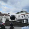 Kawasan Alun-alun Bandung ramai dikunjungi wisatawan - Dewi Regita / Magang Jabar Ekspres