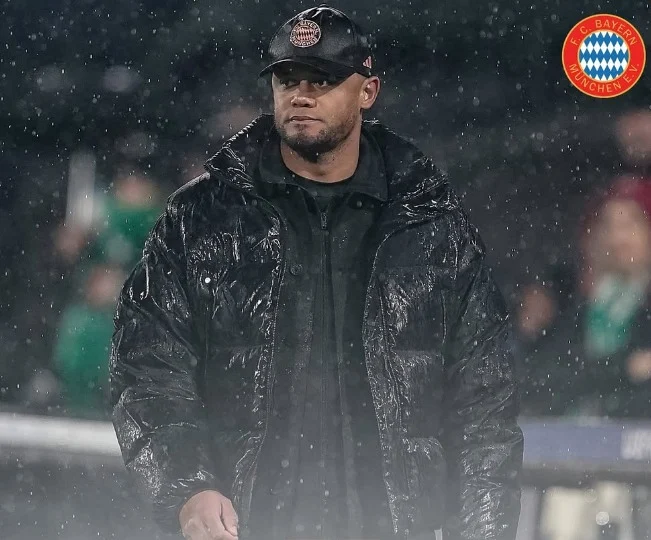Ambisi Bayern Munchen Lolos 16 Besar, Vincent Kompany: Kami Tidak Takut dengan Play-off! Pelatih Bayern Munchen, Vincent Kompany berambisi lolos ke babak 16 besar Liga Champions. (Instagram / fcbayern)