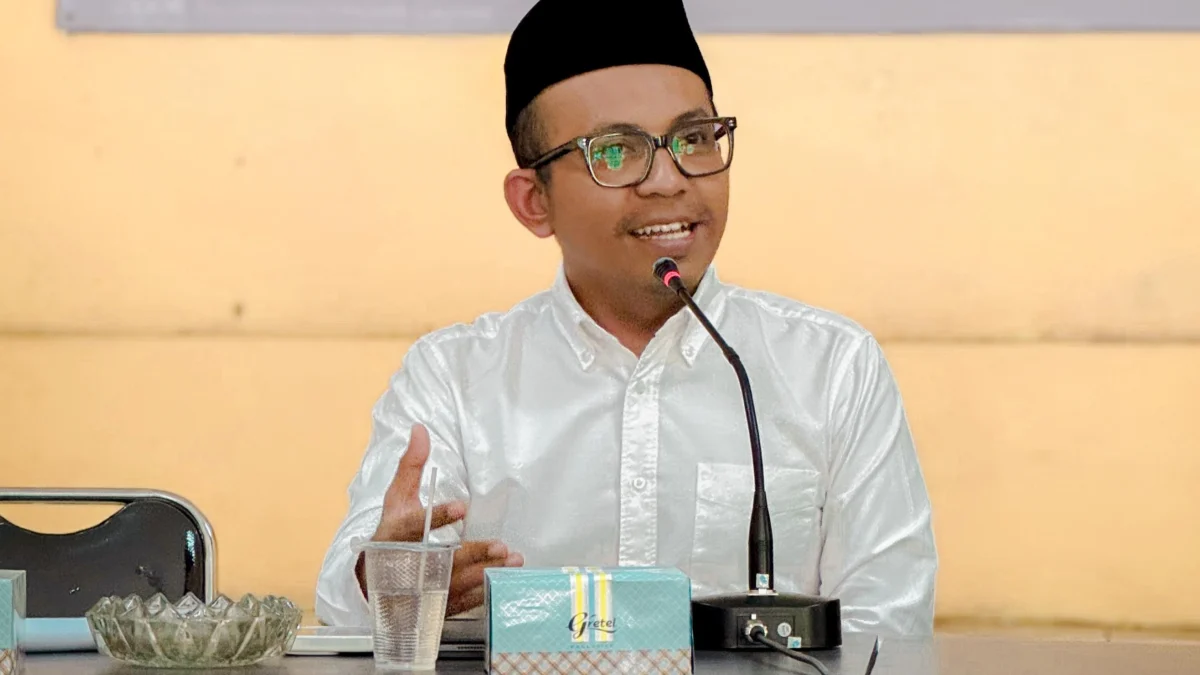 surat edaran Dinas Pendidik ( Disdik ) terkait ijazah SMA/SMK dapat sorotan tajam Anggota Komisi V DPRD Jawa Barat Maulana Yusuf Erwinsyah.