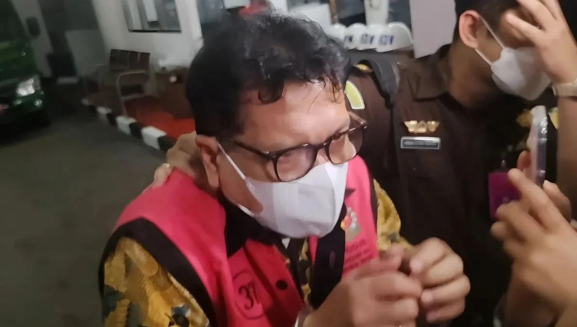 Mantan pejabat Mahkamah Agung (MA) Zarof Ricar yang terlibat perkara Ronald Tannur. (foto/ANTARA)