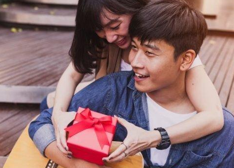 10 Ide Kegiatan Rayakan Valentine's Day 14 Februari Selain Tukar Cokelat