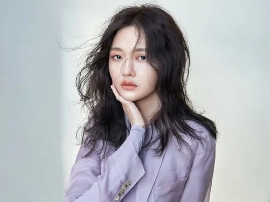 Barbie Hsu Pemeran Meteor Garden yang Meninggal karena Pneumonia.