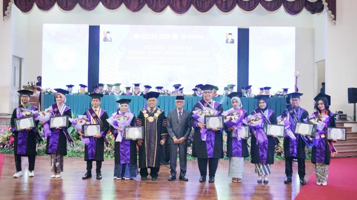 Unpak Gelar Wisuda 801 Lulusan, Rektor Tekankan Pentingnya Akhlak Mulia