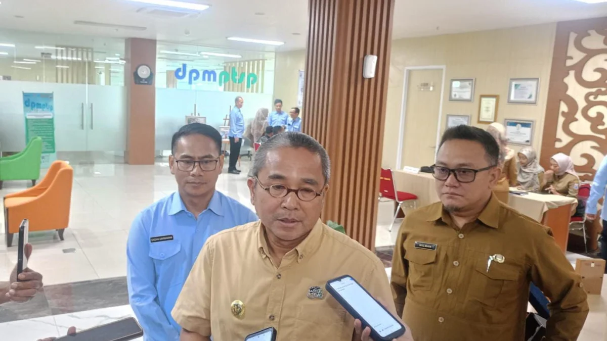 Pj Wali Kota Cimahi, Benny Bachtiar Usai Diseminasi Percepatan Penerbitan Persetujuan Bangunan Gedung di Mal Pelayanan Publik (MPP) Kota Cimahi (mong)