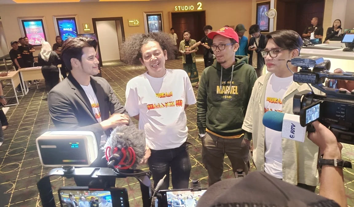 Ceritakan Petualangan Mahasiswa Rantau, Film 'Bukan Jodoh Biasa Nih' segera Tayang di Bioskop! Film bertajuk ‘Bukan Jodoh Biasa Nih' dijadwalkan tayang perdana di bioskop pada 13 Maret 2025 mendatang.