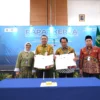 Bank Mandiri kembangkan layanan transaksional UIN Sunan Gunung Djati Bandung.