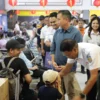 Direktur Utama KAI Didiek Hartantyo bersama Penjabat Gubernur Jawa Barat Bey Triadi Machmudin meninjau langsung pelaksanaan jadwal operasional baru KA Parahyangan relasi