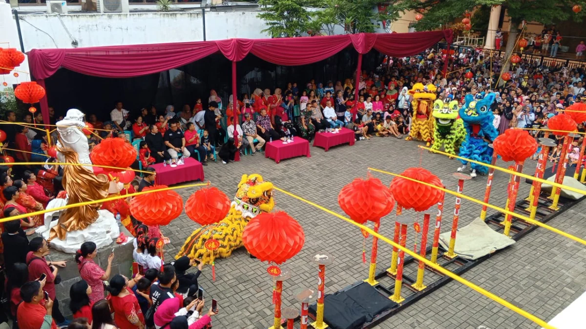 Merayakan Keberagaman dan Persatuan di Kampung Kerukunan Festival Budaya Kampung Lebak 2025 digelar pada Minggu, 2 Februari 2025, di Kabupaten Ciamis, Jawa Barat. Acara ini sukses menyedot perhatian masyarakat setempat. (Cecep Herdi/Jabar Ekspres)