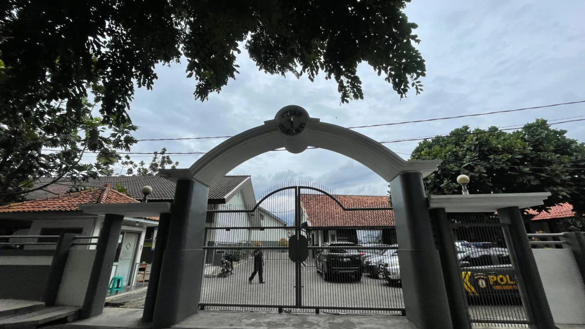 Ratusan siswa dari SMA 1 Cileunyi, Kecamatan Cileunyi, Kabupaten Bandung, terancam gagal mendaftar Seleksi Nasional Berdasarkan Prestasi (SNBP). Foto Agi