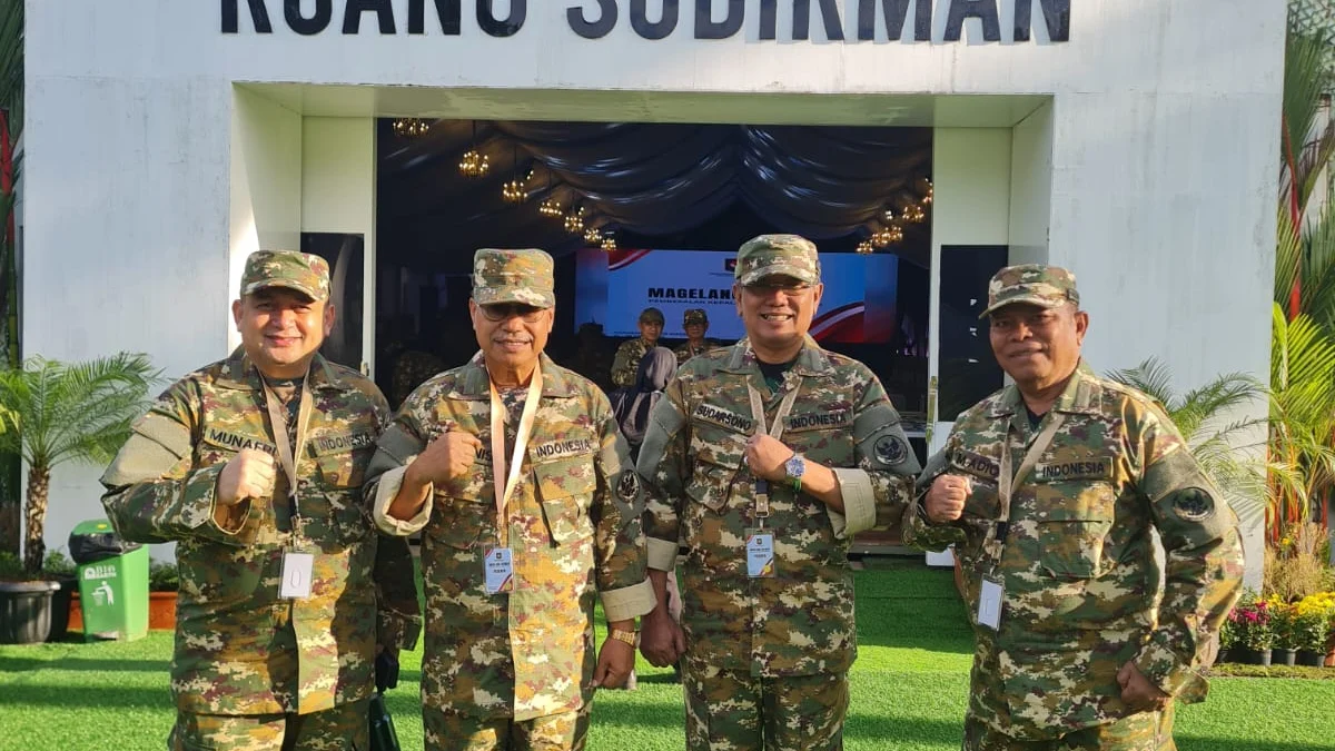 Wali Kota Banjar H Sudarsono (dua kanan) saat mengikuti Retreat di Magelang, baru-baru ini. (Foto Istimewa)
