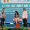 Masyarakat di Bandung Timur tidak akan lagi kesulitan air bersih. Sebab, Proyek SPAM Ciparay akan dibangun dengan libatkan PT Moya Indonesia.