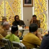 Audiensi kepala sekolah swasta dengan Komisi V DPRD Jabar, Senin (3/2). (Son / Jabar Ekspres)