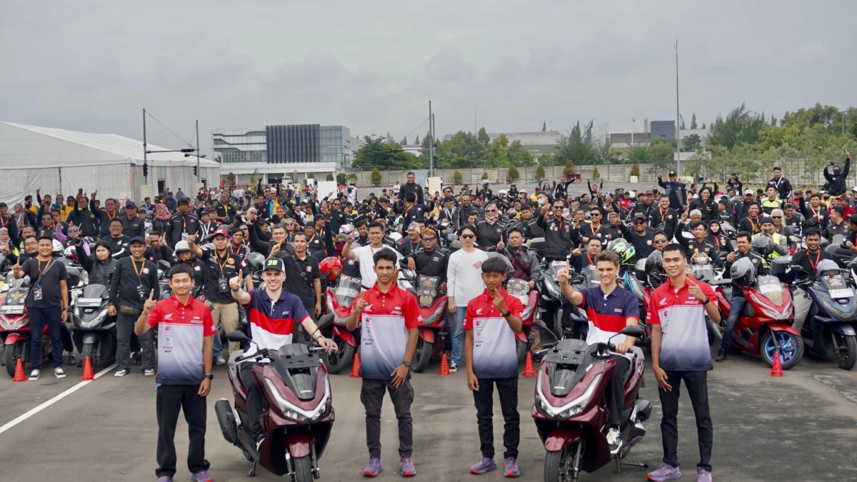 Berkah Punya PCX, 500 Bikers Honda Ditemui Pebalap MotoGP