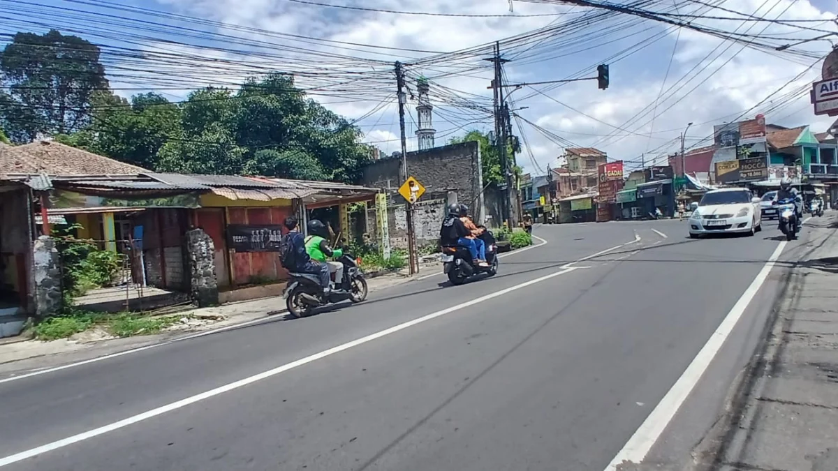 Simpang Pemkot Cimahi yabg akan di perlebar/Firman Satria/Jabar Ekspres/