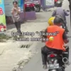 Ist. Potongan vidio aksi pungli dengan modus pengawalan di wilayah kota bandung. Dok. Tangkap layar Instagram.