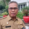 Kadisdukcapil Kabupaten Bogor, Hadijana saat ditemui oleh awak media di Kompleks Kantor Bupati, Cibinong, Kabupaten Bogor, pada Selasa (11/2). Foto : Regi
