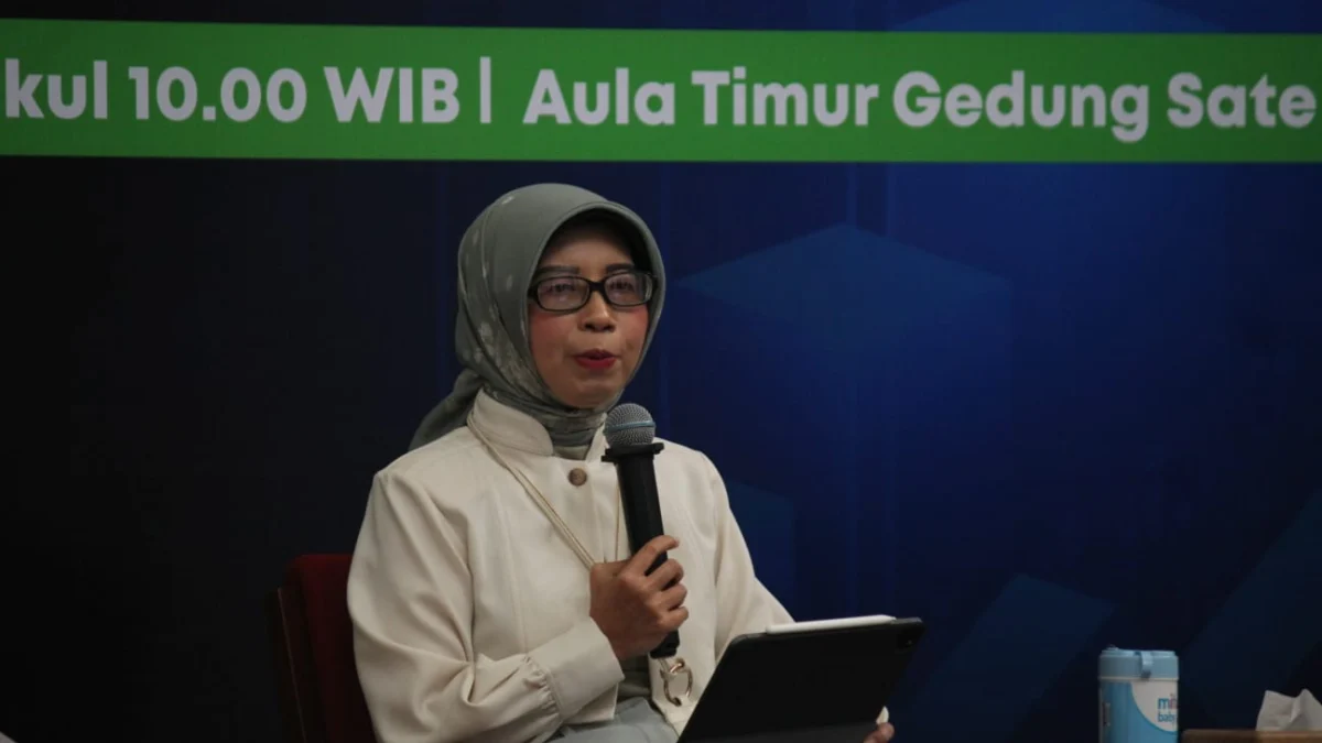 Kepala Dinas Penanaman Modal dan Pelayanan Terpadu Satu Pintu (DPMPTSP) Jabar, Nining Yuliastiani menjabarkan prospek dan tantangan investasi 2025, Selasa (11/2).