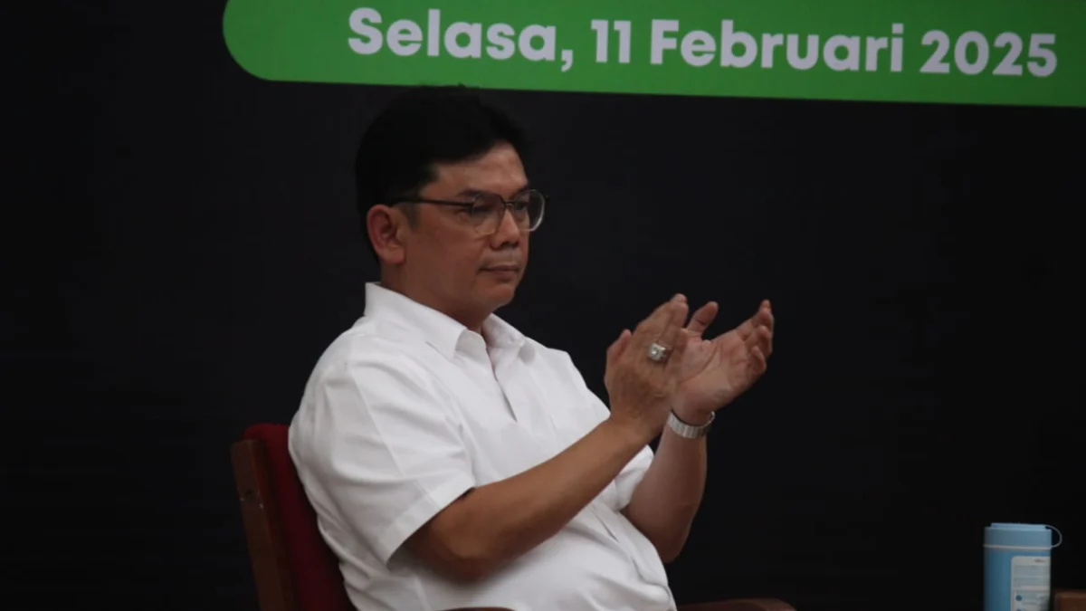 Deputi Kepala Kantor Perwakilan Bank Indonesia Jabar Muslimin Anwar.
