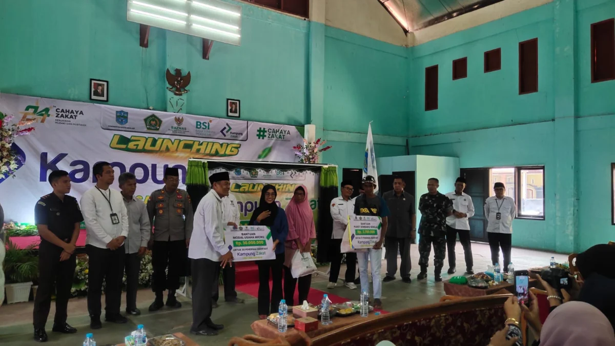 Kampung Zakat ke-7 Resmi Berdiri di Kota Banjar, Tingkatkan Kesejahteraan Melalui Sinergi Zakat Launching Kampung Zakat di Desa Mekarharja Kota Banjar Jawa Barat dilaksanakan belum lama ini. Mekarharja menjadi lokasi ke-7 Kampung Zakat di Indonesia. (Istimewa)