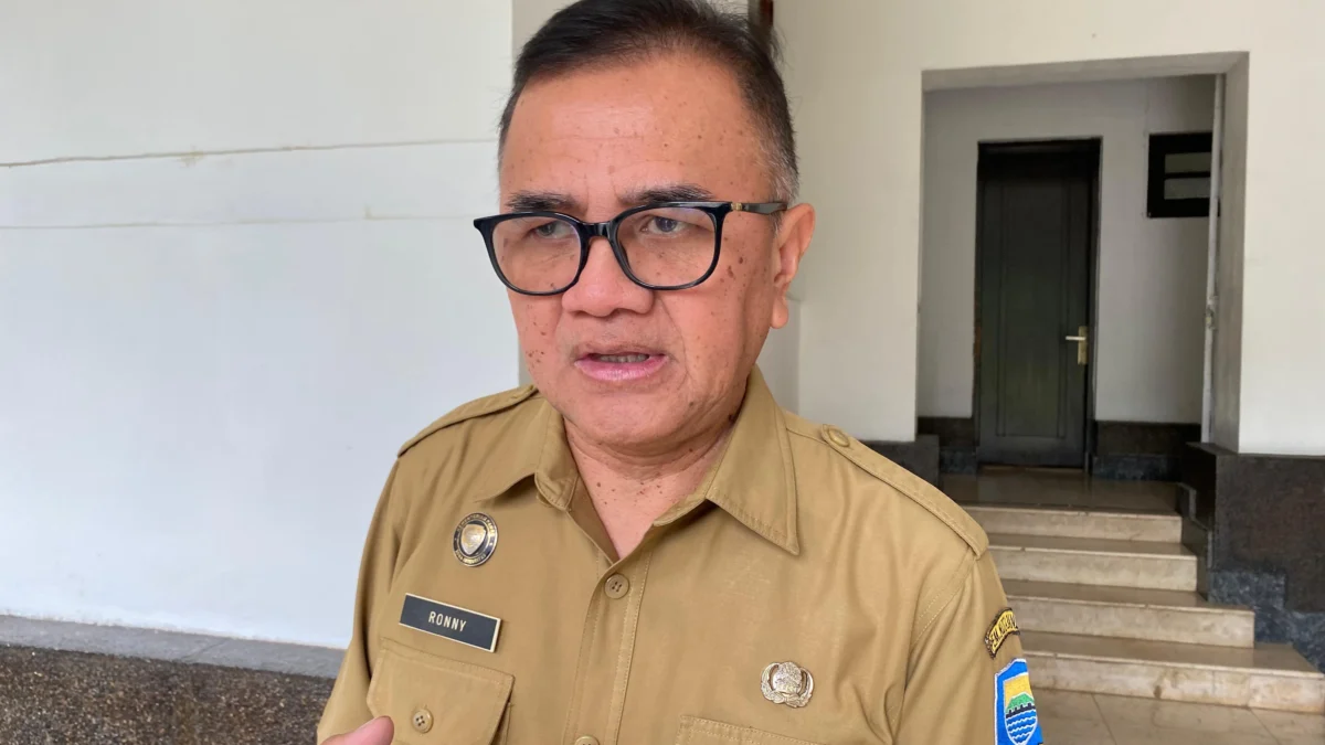 Kepala DPMPTSP Kota Bandung, Ronny Ahmad Nurudin (Sadam Husen / JE)
