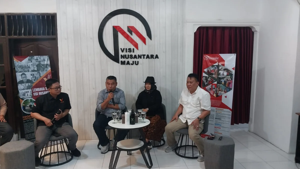 Rudy Susmanto dan Ade Ruhandi telah resmi ditetapkan oleh Komisi Pemilihan Umum (KPU) Kabupaten Bogor sebagai Bupati dan Wakil Bupati terpilih.