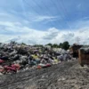 Tumpukan sampah di UPT kebersihan Kabupaten Bandung Barat dalam tiga bulan terakhir sebanyak 900 ton. Dok Kabar Ekspres/Suwitno