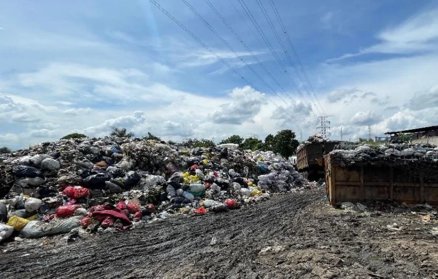 Tumpukan sampah di UPT kebersihan Kabupaten Bandung Barat dalam tiga bulan terakhir sebanyak 900 ton. Dok Kabar Ekspres/Suwitno