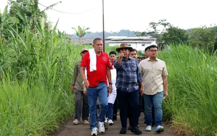 Ketua DPRD Kabupaten Bogor, Sastra Winara dampingi anggota MPR/Foto:Sandika Fadilah/