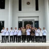 Ketua DPRD Kabupaten Bogor, Sastra Winara, bersama Bupati Bogor terpilih, Rudy Susmanto, melakukan kunjungan kerja ke Pusat Pengelolaan Kawasan Bainstrahan Kemhan (Puslola Kawasan) IPSC
