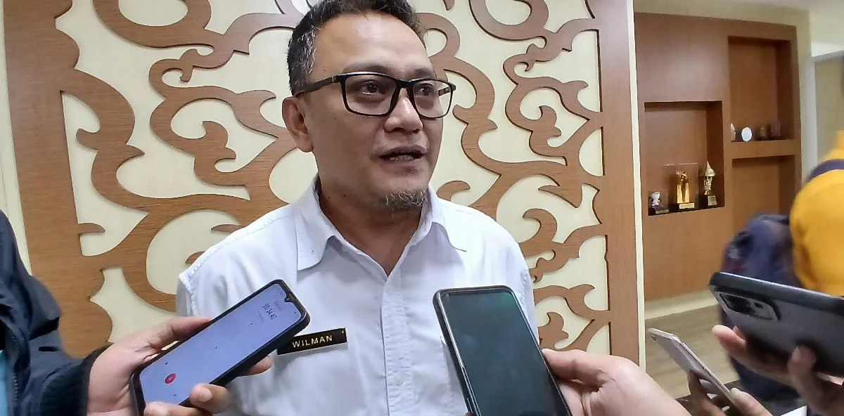 Kepala Dinas PUPR Cimahi, Wilman Sugiansyah Fokuskan Sertifikasi Tenaga Kerja Konstruksi bagi Masyarakat Cimahi. (Mong / Jabar Ekspres)