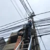 Kepedulian PLN Icon Plus terhadap keindahan dan keselamatan Masyarakat dengan Perapihan dan Penertiban Kabel Optik