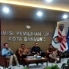FGD Evaluasi Pilkada yang berlangsung sederhana di KPU Kota Bandung, Sabtu (22/2)