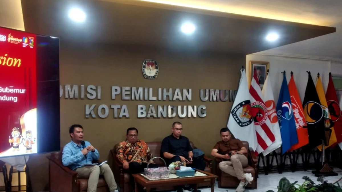 FGD Evaluasi Pilkada yang berlangsung sederhana di KPU Kota Bandung, Sabtu (22/2)