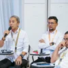 Wali Kota Bogor, Dedie A. Rachim (Kiri)saat mengikuti rangkaian Retret Kepala Daerah di Akmil, Magelang, Jawa Tengah. (Yudha Prananda / Istimewa)