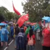 Aksi unjuk rasa Buruh di Depan Gerbang PT Bapintri, Jalan Mahar Martanegara No. 99, Kelurahan/Kecamatan Cigugur Tengah, Kota Cimahi. (Ist)