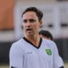 Pelatih Persebaya Paul Munster berharap menang di laga kontra Persib/Foto:Istimewa/