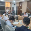 Komis III DPRD Kota Bandung saat rapat dengar pendapat (RDP) dengan Dishub Kota Bandung di Gedung DPRD Kota Bandung, Jalan Sukabumi, Senin, 3 Februari 2025.