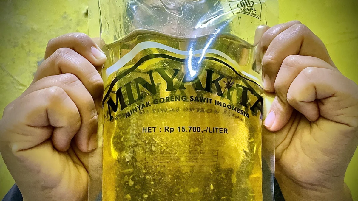 Jelang Puasa, Harga Minyakita Masih di Atas HET Rp 17 Ribu per Liter Harga Minyakita jelang Ramadan masih dijual di atas HET di Kabupaten Bandung Barat. Dok Jabar Ekspres/Suwitno