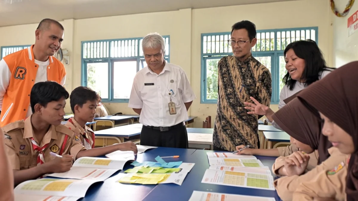 untuk meningkatkan literasi keuangan dikalangan pelajar, FWD Insurance berkolaborasi PJI kembali mengelar kegiatan JA SparktheDream.
